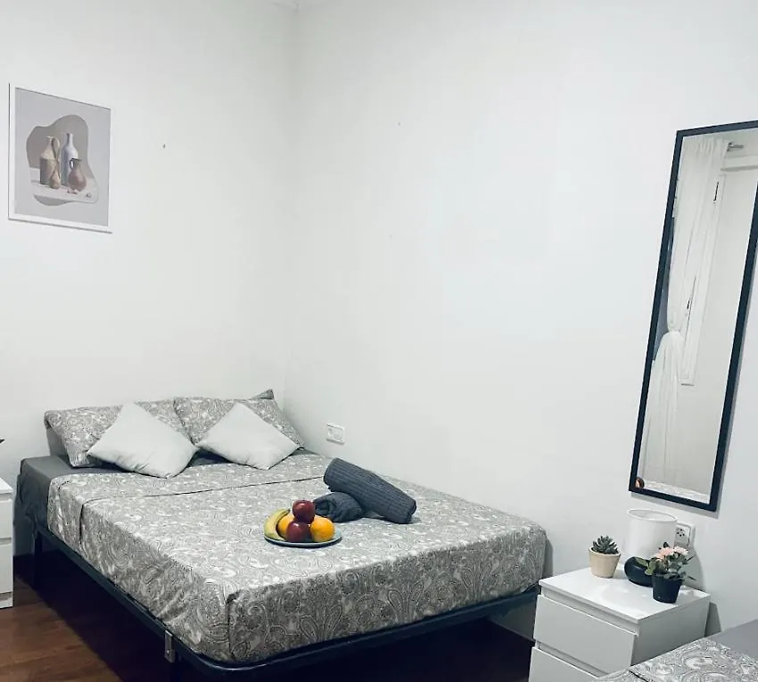 Diagonal R2 Bed & Breakfast Barcelona